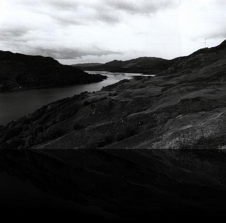 Loch Duich 03 - bw